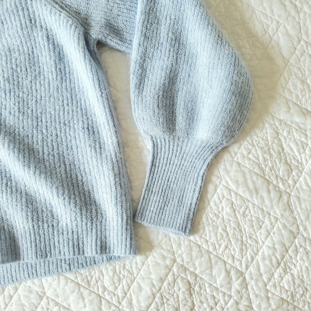 JDY Cropped Knitted Cardigan in Blue - Picture 7 of 13